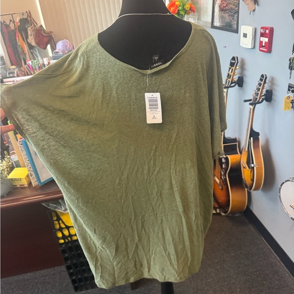 Olive V Neck Dolman Tee Lightweight - Picture 5 of 6